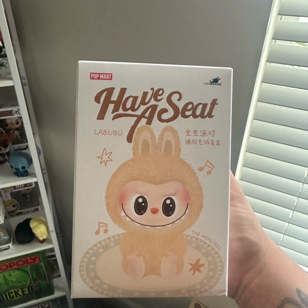 Pop Mart Labubu Have A Seat Action Figure - Cream